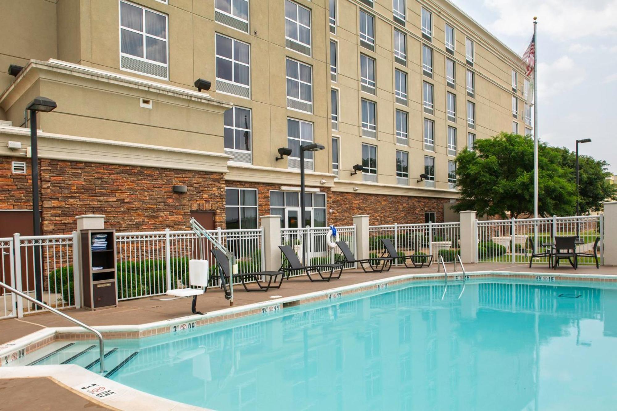 Holiday Inn Ardmore By Ihg Zewnętrze zdjęcie